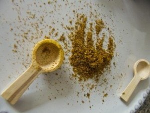 powder 300x225 INSTANT SURVIVAL TIP:  From produce to powder