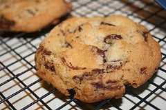 4810986199_6aa5f2a42b_m 4810986199 6aa5f2a42b m The comforting magic of a chocolate chip cookie