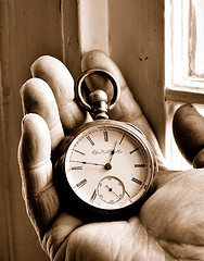 pocket watch INSTANT SURVIVAL TIP: What to grab as you rush out the door