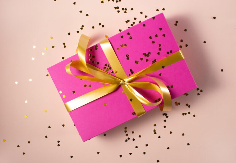 pretty pink gift box with confetti